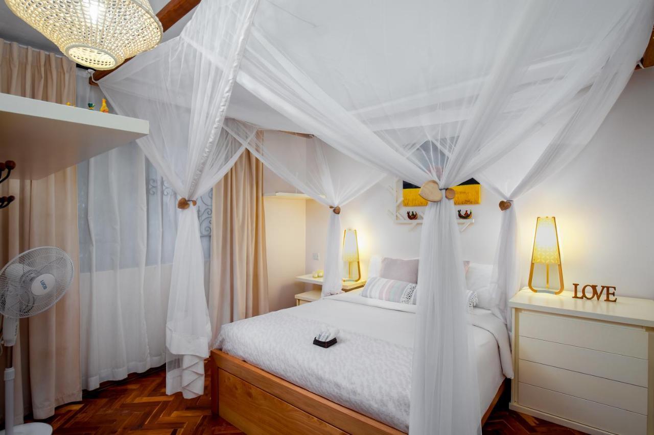 Bed and Breakfast Ewange - A Casa Mia Kampala Exterior foto