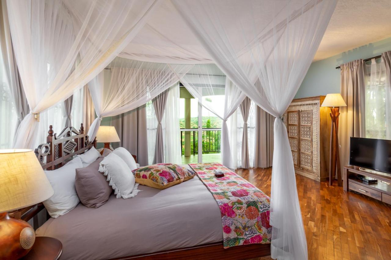 Bed and Breakfast Ewange - A Casa Mia Kampala Exterior foto